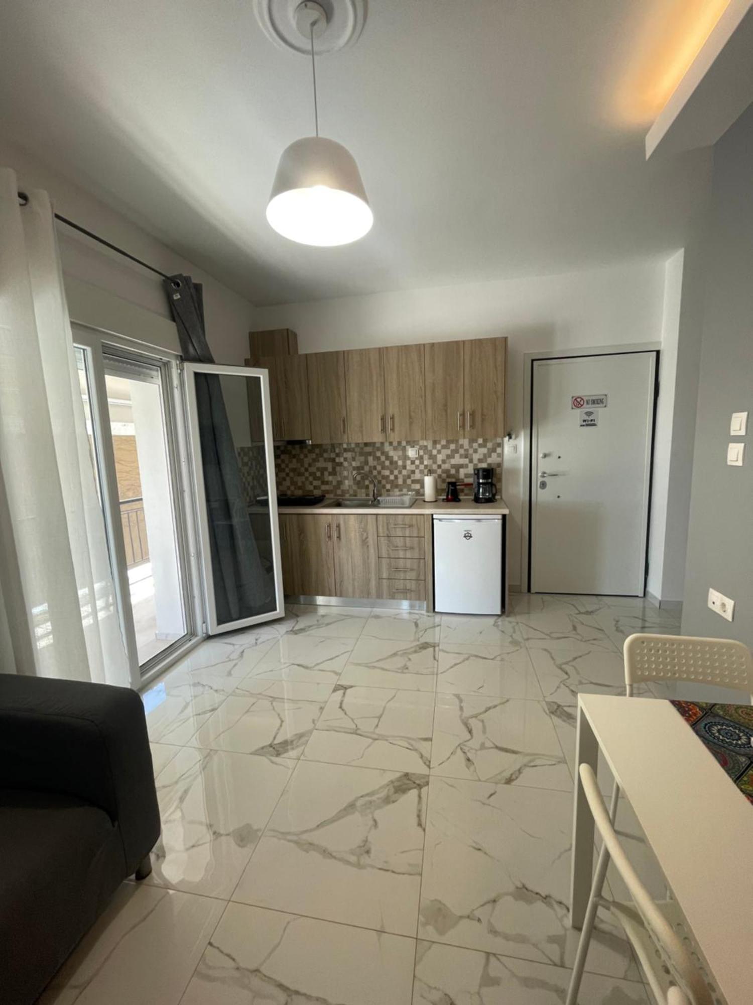 Antonis Apartment Paralia Dionisiou Habitación foto